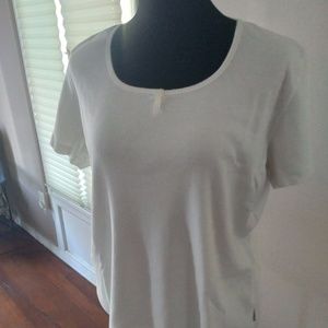 LizWear White Cotton Short-Sleeved Top | Size XL